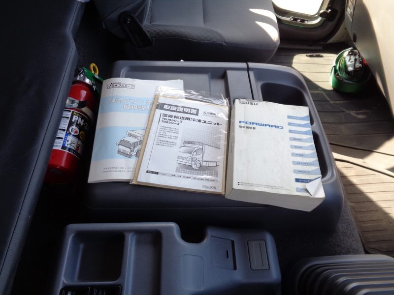 いすゞ 大型トラック 増t冷凍車ワイドエアサスPG付(7.1t)8.15mスタンバイ付 画像