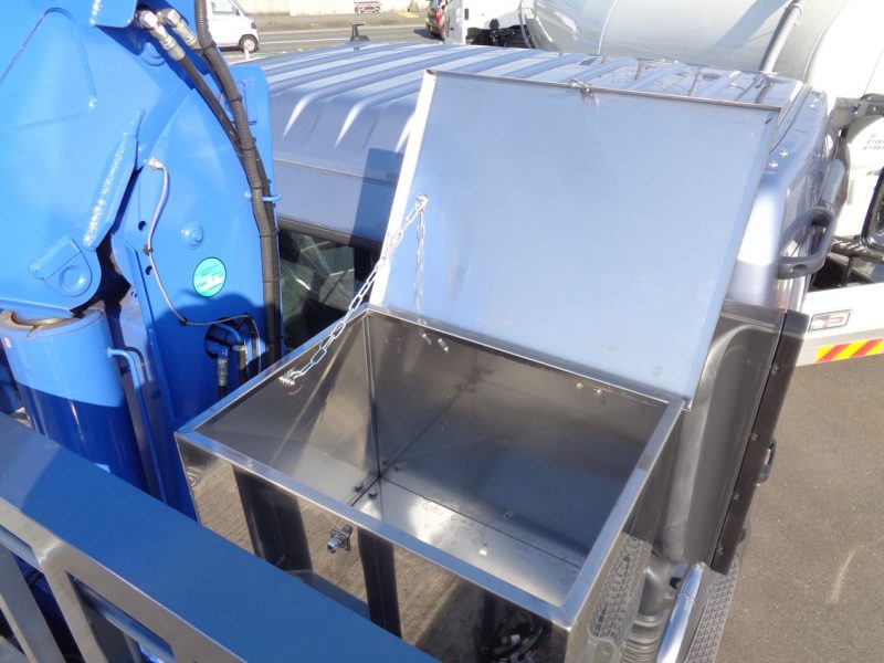 三菱 大型トラック タダノ4段クレーンエアサス(12.6ｔ)8.82m 画像