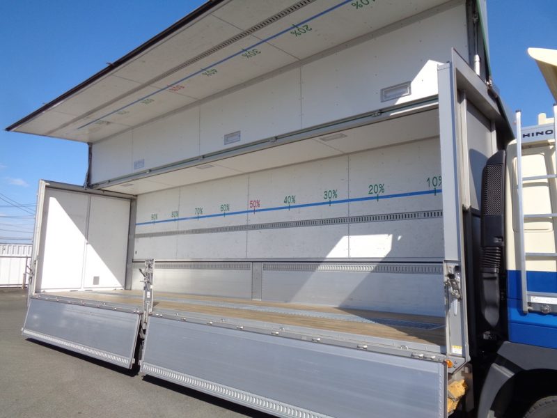 日野 大型トラック ウィングエアサス(センターローラー付) 画像