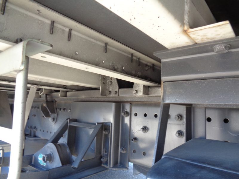 日野 大型トラック ウィングエアサス(センターローラー付) 画像