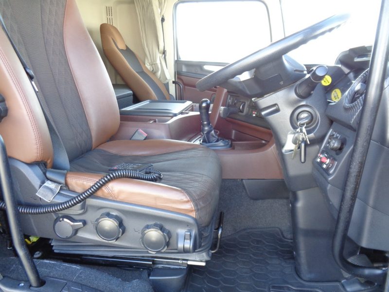 日野 大型トラック ウィングエアサス(センターローラー付) 画像