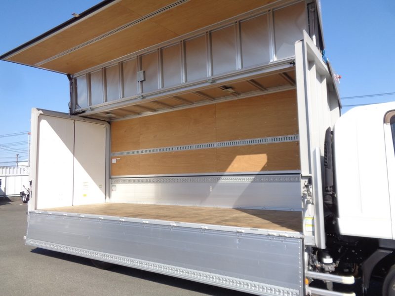 日産UD 中型トラック ウィングエアサス(スムーサー) 画像