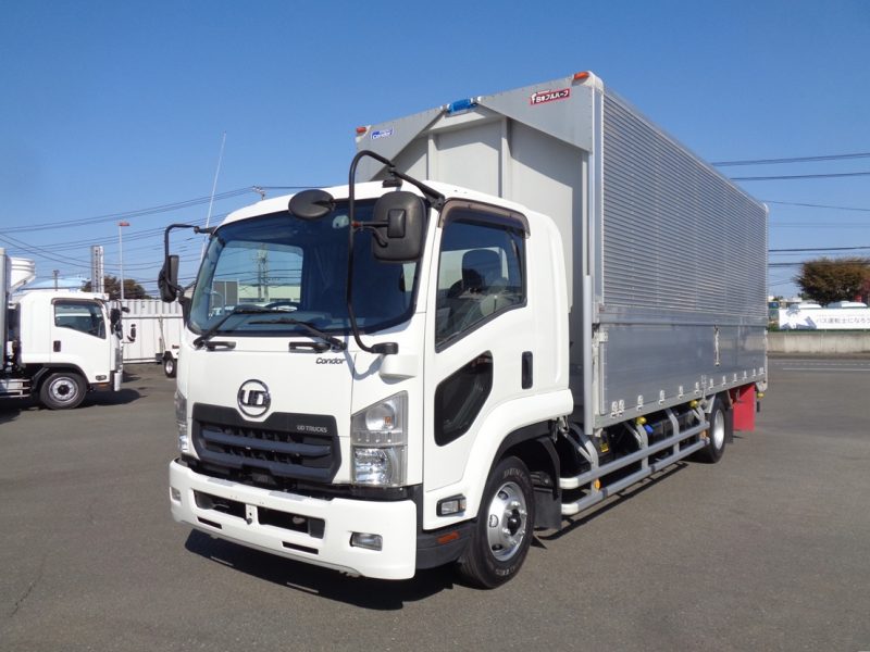 日産UD 中型トラック ウィングエアサス(スムーサー) 画像