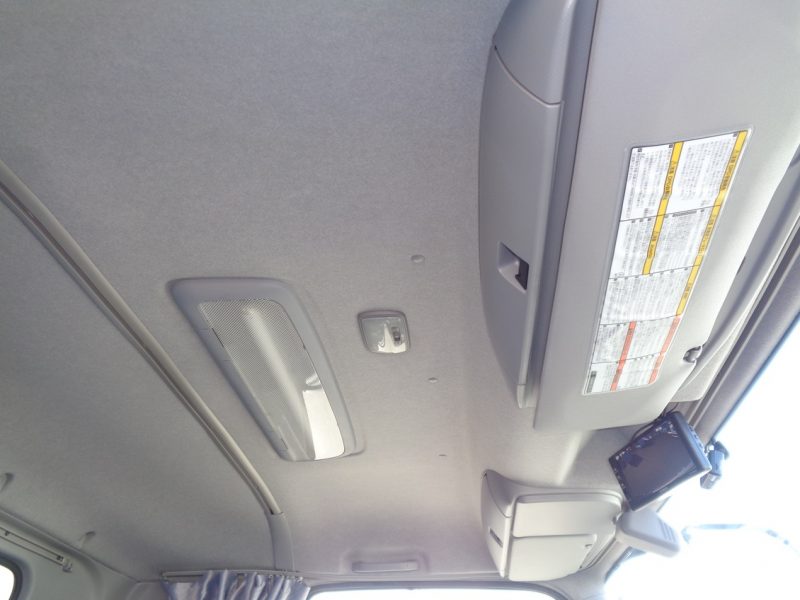 日産UD 中型トラック ウィングエアサス(スムーサー) 画像