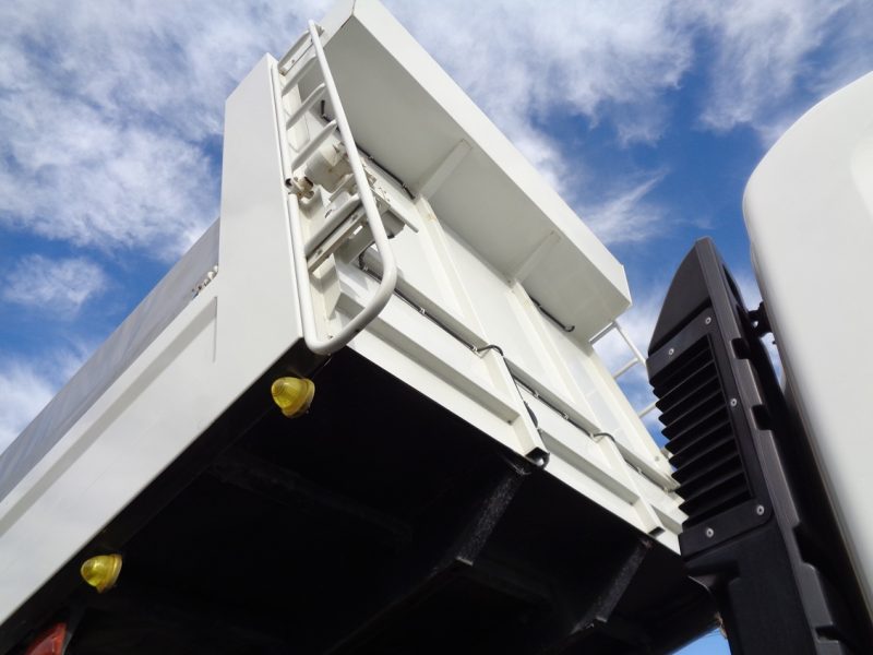 いすゞ 大型トラック ダンプ土砂5.3m(リターダー付) 画像