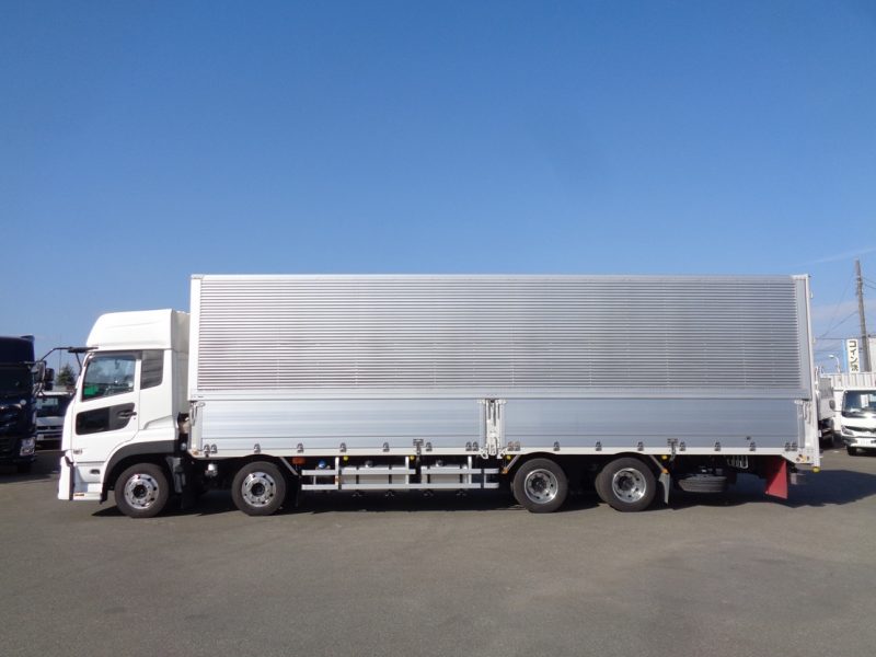 日産UD 大型トラック ウィングエアサスハイルーフ 画像