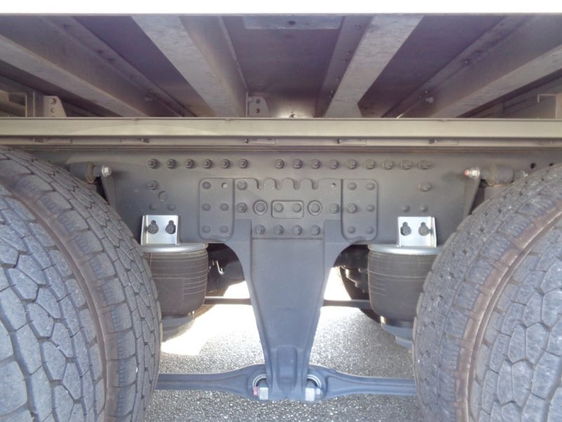 日産UD 大型トラック ウィングエアサスハイルーフ 画像