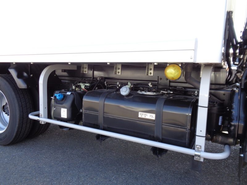 三菱 小型トラック 冷凍車低温 画像