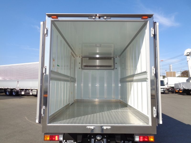 三菱 小型トラック 冷凍車低温 画像