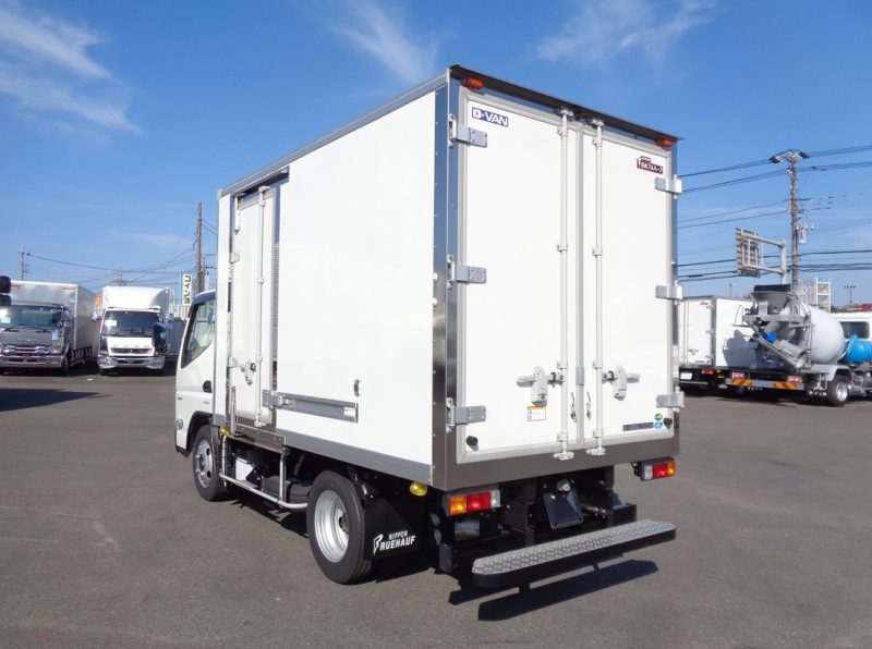 三菱 小型トラック 冷凍車低温 画像