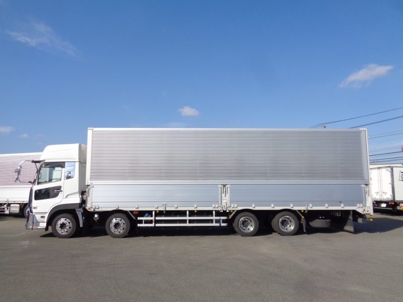 日産UD 大型トラック ウィングエアサスハイルーフ(鉄板張) 画像