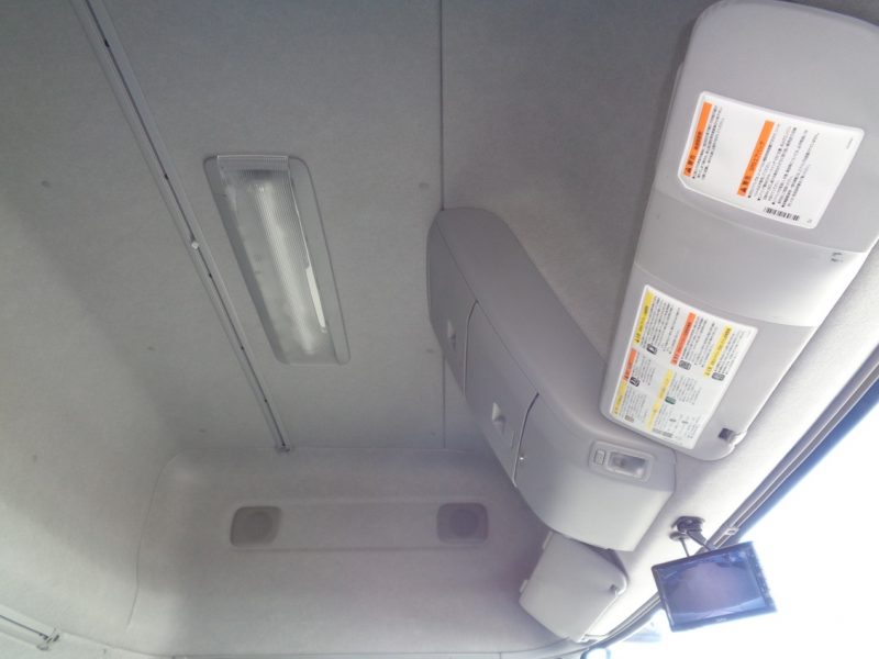 日産UD 大型トラック ウィングエアサスハイルーフ(鉄板張) 画像