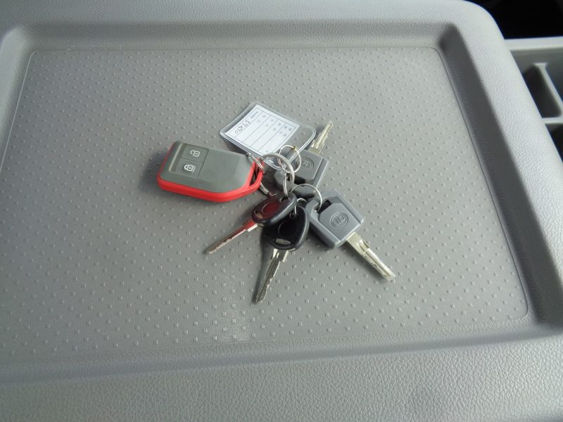 日産UD 大型トラック ダンプ土砂5.1m(リターダー付) 画像