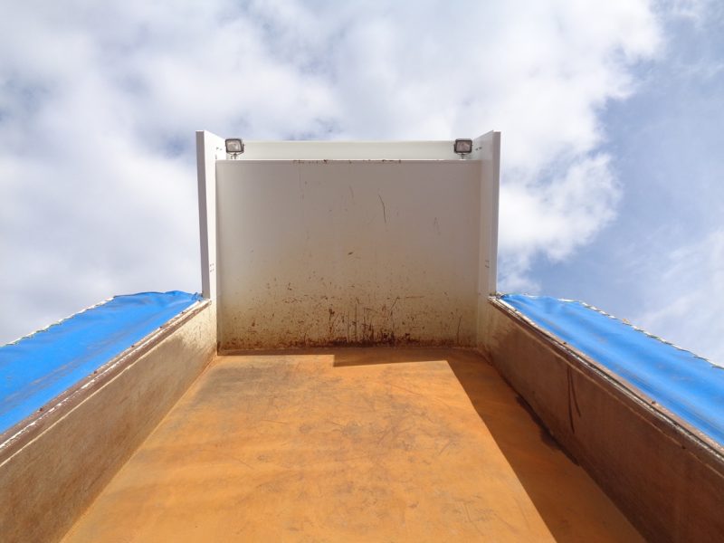 日産UD 大型トラック ダンプ土砂5.1m(リターダー付) 画像