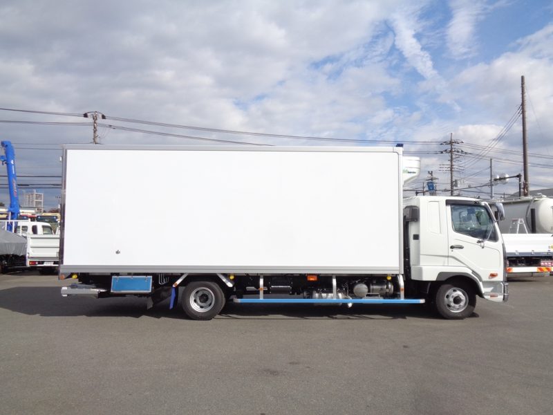 三菱 中型トラック 冷凍車ワイドエアサス格納PG付(スタンバイ付) 画像