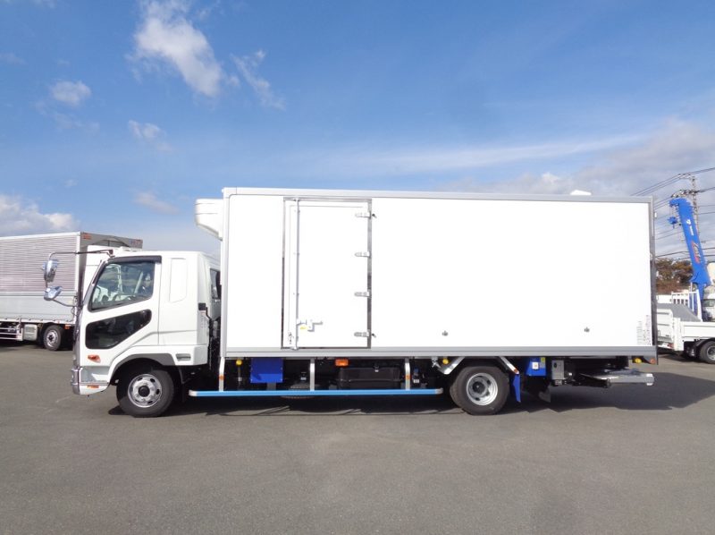 三菱 中型トラック 冷凍車ワイドエアサス格納PG付(スタンバイ付) 画像