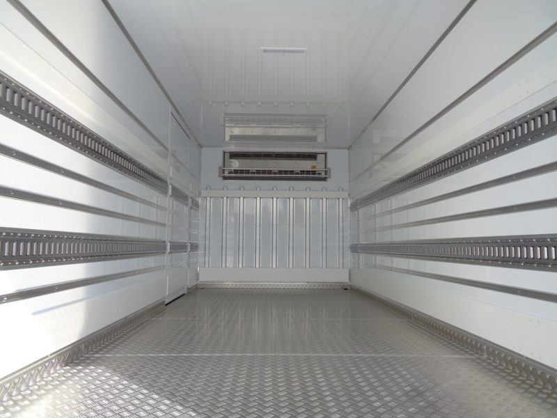 三菱 中型トラック 冷凍車ワイドエアサス格納PG付(スタンバイ付) 画像