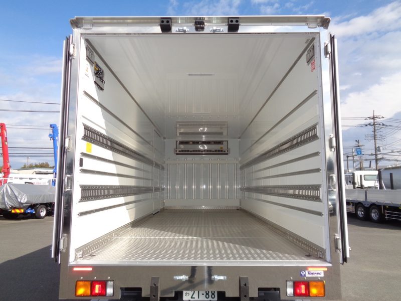 三菱 中型トラック 冷凍車ワイドエアサス格納PG付(スタンバイ付) 画像