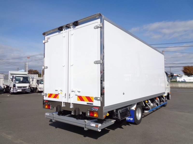 三菱 中型トラック 冷凍車ワイドエアサス格納PG付(スタンバイ付) 画像