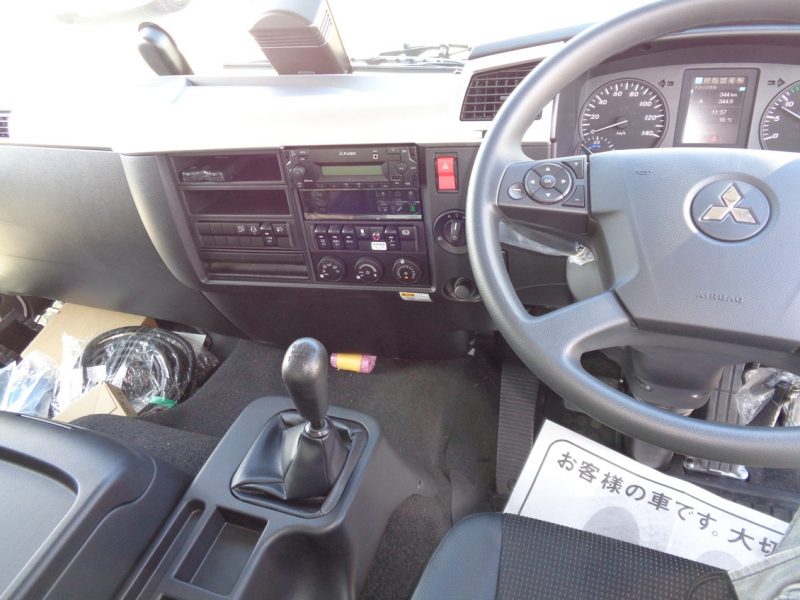 三菱 中型トラック 冷凍車ワイドエアサス格納PG付(スタンバイ付) 画像