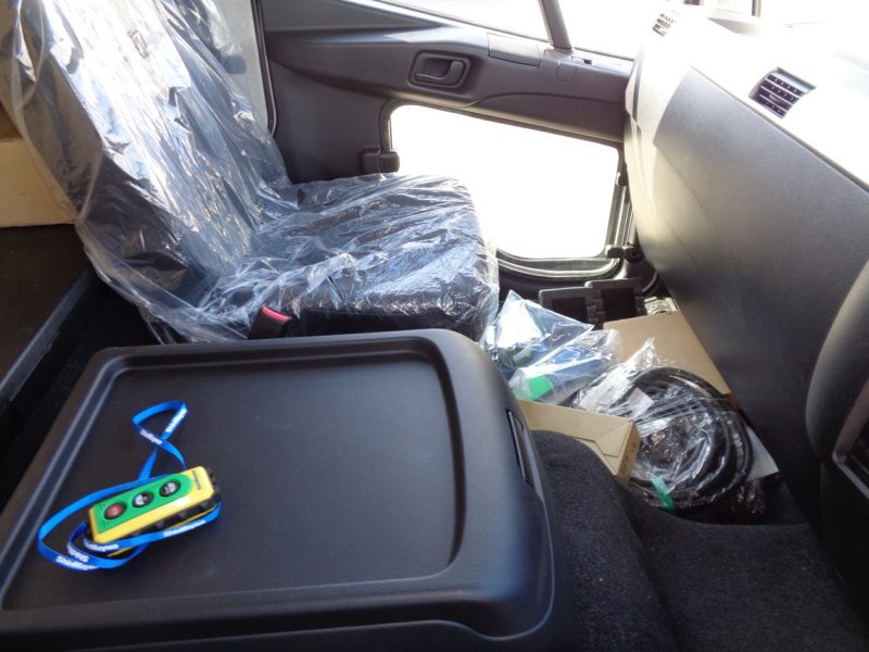 三菱 中型トラック 冷凍車ワイドエアサス格納PG付(スタンバイ付) 画像