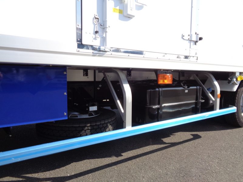 三菱 中型トラック 冷凍車ワイドエアサス格納PG付(スタンバイ付) 画像