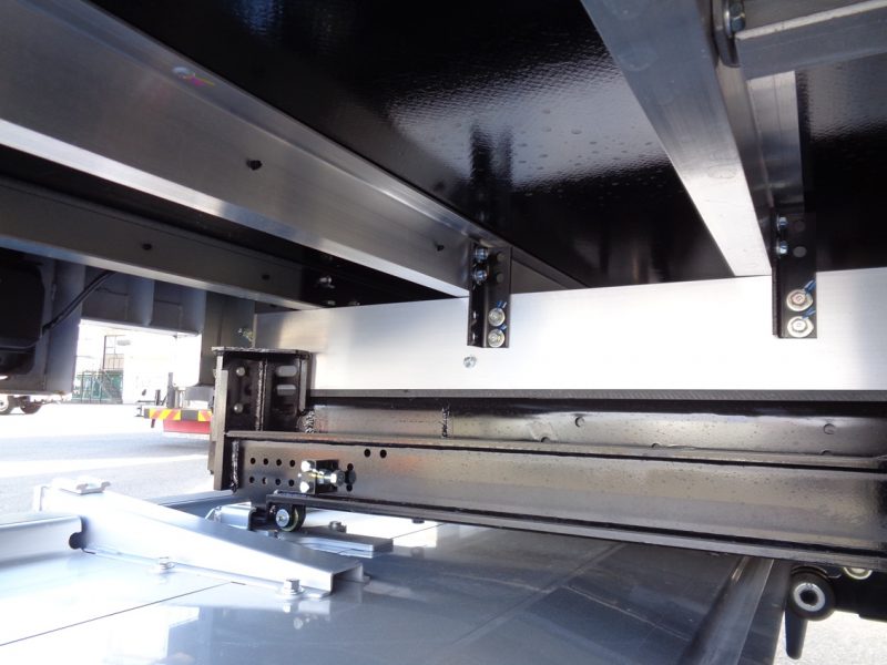 三菱 中型トラック 冷凍車ワイドエアサス格納PG付(スタンバイ付) 画像