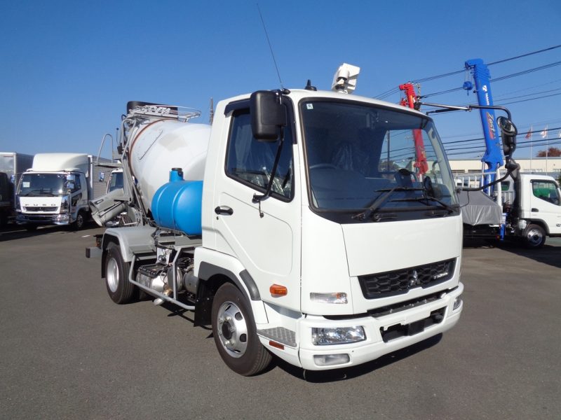三菱 中型トラック ミキサー1.5m3カヤバ 画像