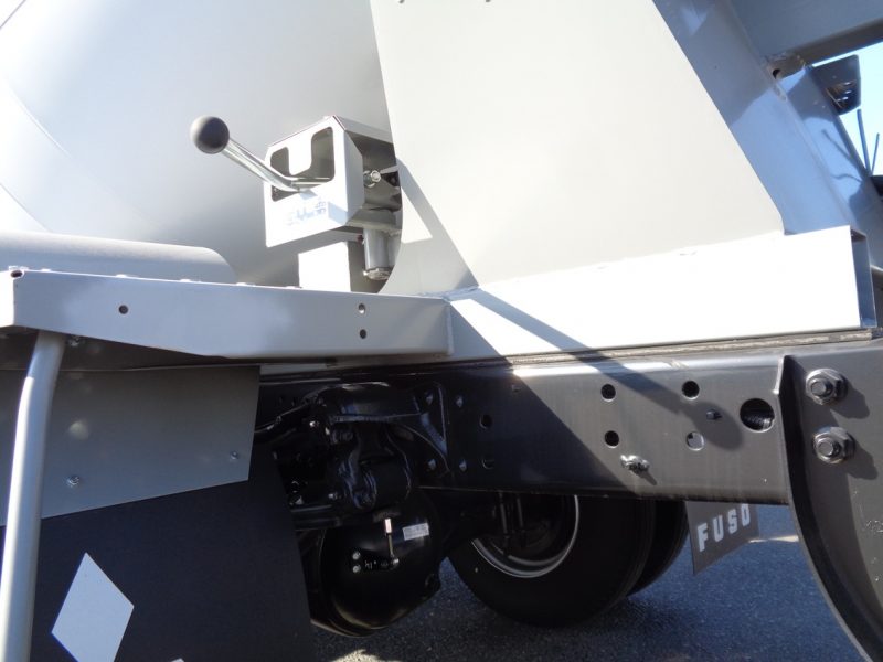 三菱 中型トラック ミキサー1.5m3カヤバ 画像