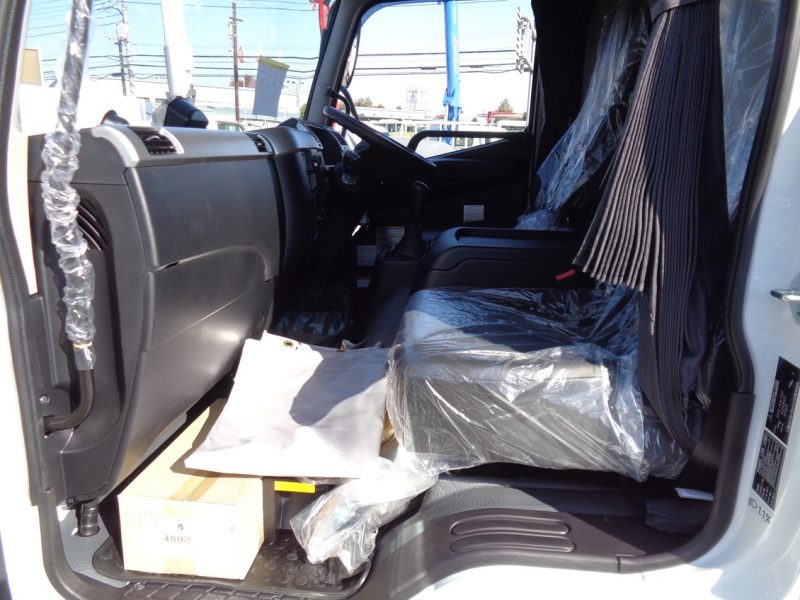 三菱 中型トラック ミキサー1.5m3カヤバ 画像