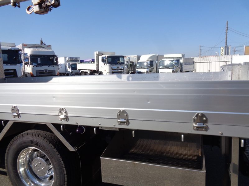 いすゞ 大型トラック 増tタダノ3段クレーン(7.7t)5.55m 画像