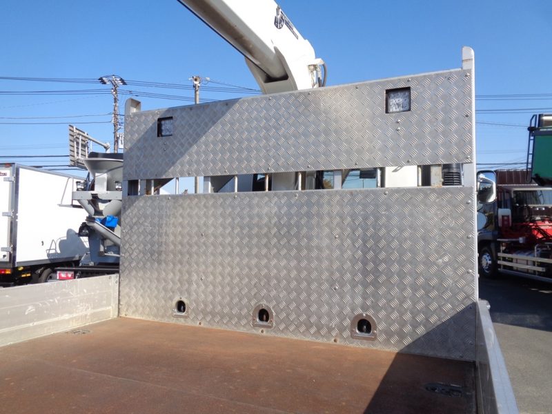 いすゞ 大型トラック 増tタダノ3段クレーン(7.7t)5.55m 画像