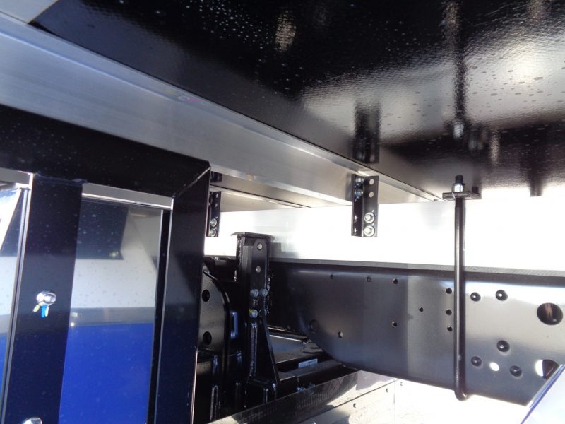 三菱 中型トラック 冷凍車ワイドエアサス格納PG付 画像