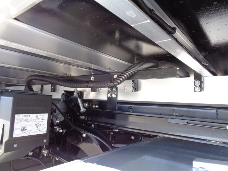 三菱 中型トラック 冷凍車ワイドエアサス格納PG付 画像