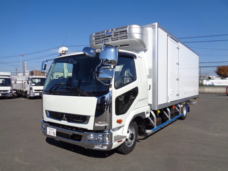 三菱 中型トラック 冷凍車ワイドエアサス格納PG付 画像