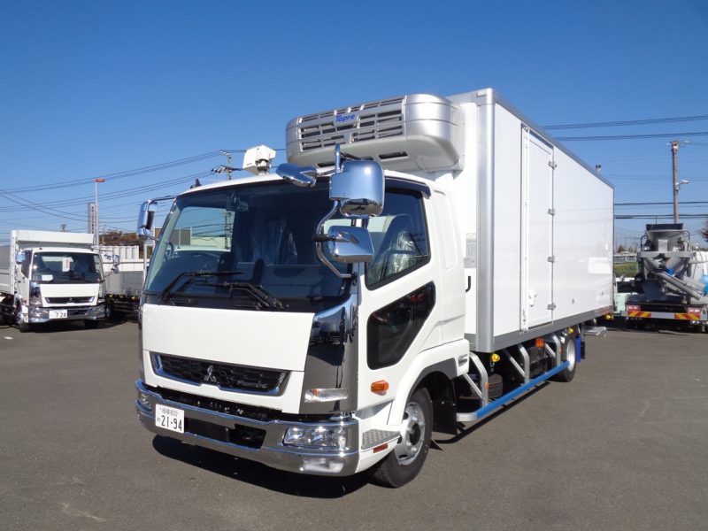 三菱 中型トラック 冷凍車ワイドエアサス格納PG付 画像