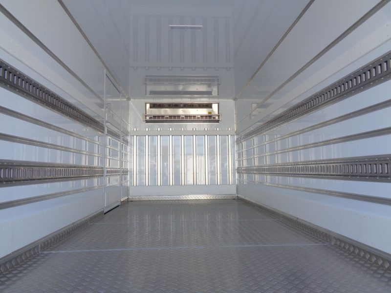 三菱 中型トラック 冷凍車ワイドエアサス格納PG付 画像