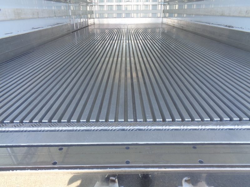 日野 中型トラック 冷凍車ワイドエアサス格納PG付 画像