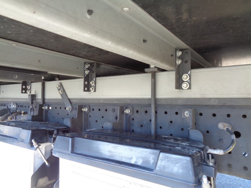 いすゞ 小型トラック 冷凍車中温(ワイド・ロング)スムーサー 画像