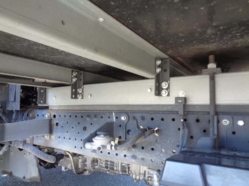 いすゞ 小型トラック 冷凍車中温(ワイド・ロング)スムーサー 画像