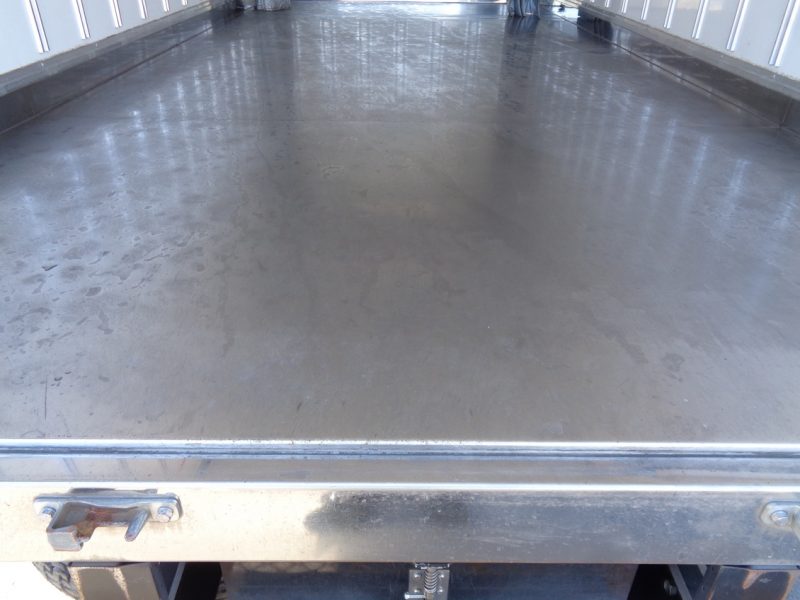 いすゞ 小型トラック 冷凍車中温(ワイド・ロング)スムーサー 画像