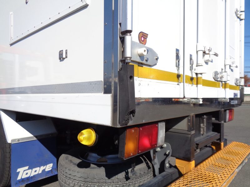 いすゞ 小型トラック 冷凍車中温(ワイド・ロング)スムーサー 画像