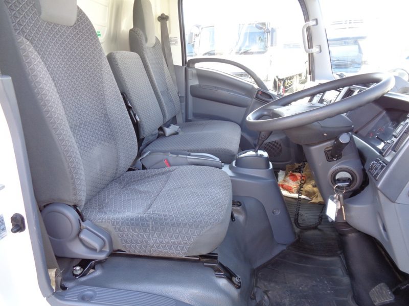 いすゞ 小型トラック 冷凍車中温(ワイド・ロング)スムーサー 画像