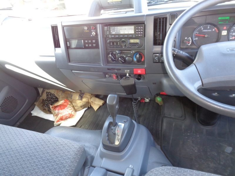 いすゞ 小型トラック 冷凍車中温(ワイド・ロング)スムーサー 画像