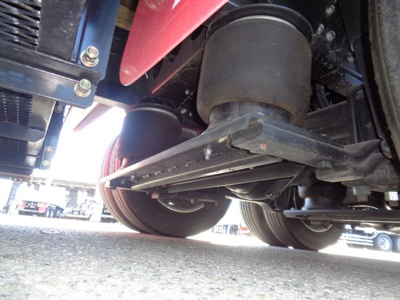 三菱 大型トラック ユニック4段エアサス(12.7t)8.74mフジタボデー 画像