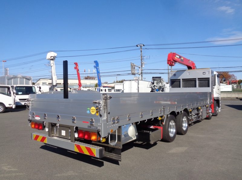 三菱 大型トラック ユニック4段エアサス(12.7t)8.74mフジタボデー 画像