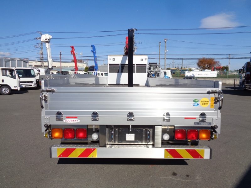 三菱 大型トラック ユニック4段エアサス(12.7t)8.74mフジタボデー 画像