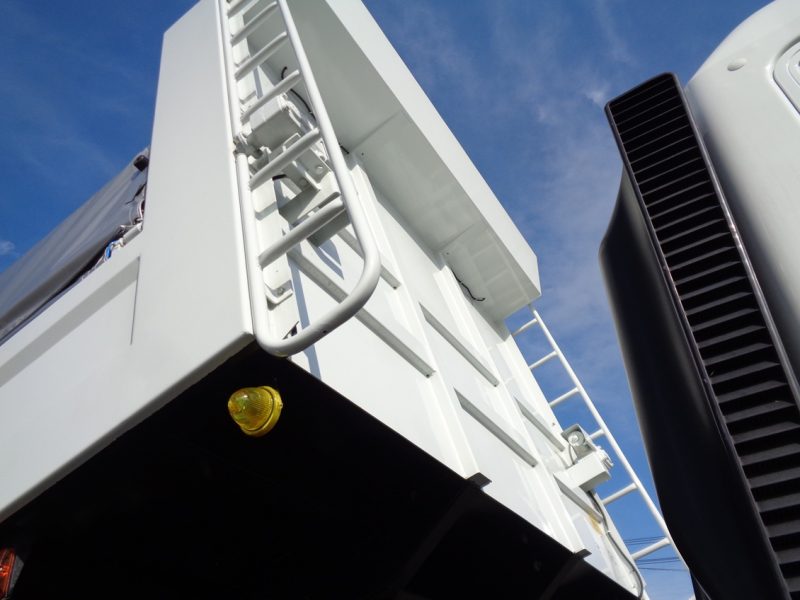 三菱 大型トラック ダンプ土砂5.3m 画像