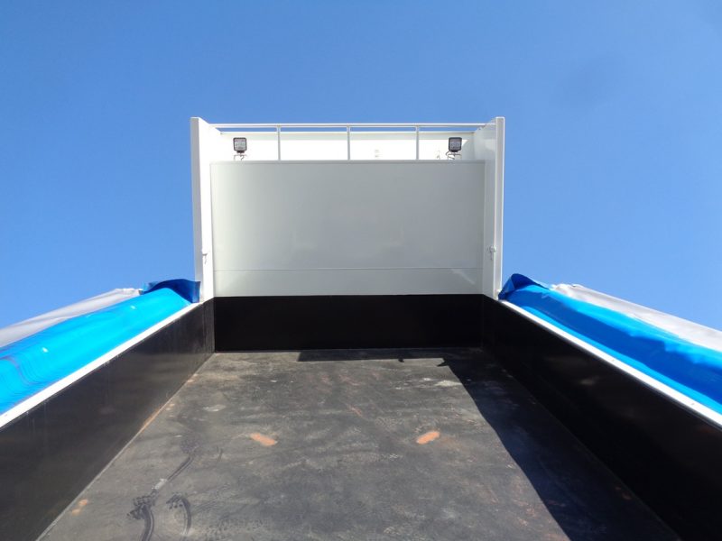 三菱 大型トラック ダンプ土砂5.3m 画像