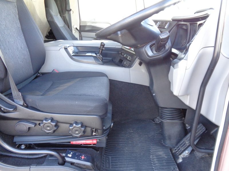 三菱 大型トラック ウィングエアサス(シフトパイロット) 画像